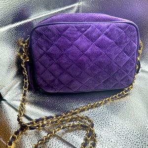 Purple genuine suede crossbody with gold chain strap and suede tassel!